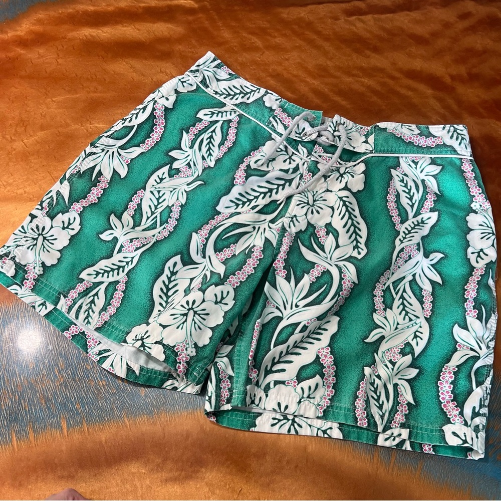 Vintage Paul Smith Green White Pink Hawaiian Shorts hibiscus print